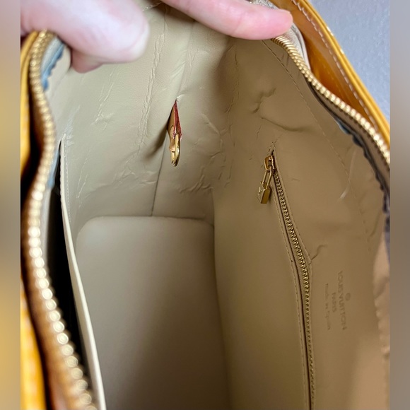 SOLD✨Louis Vuitton✨ Vernis Leather LV Monogram Houston Tote Bag EUC - Picture 14 of 17